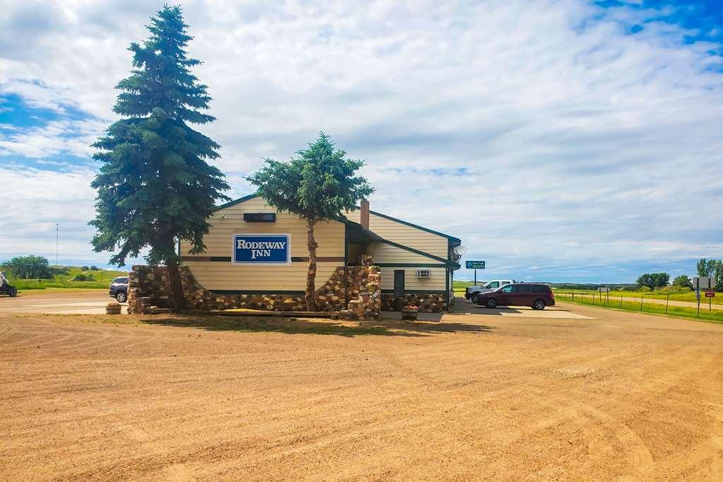 Rodeway Inn Gateway To Medora T-Roosevelt & Makoshika State Park Wibaux Ngoại thất bức ảnh