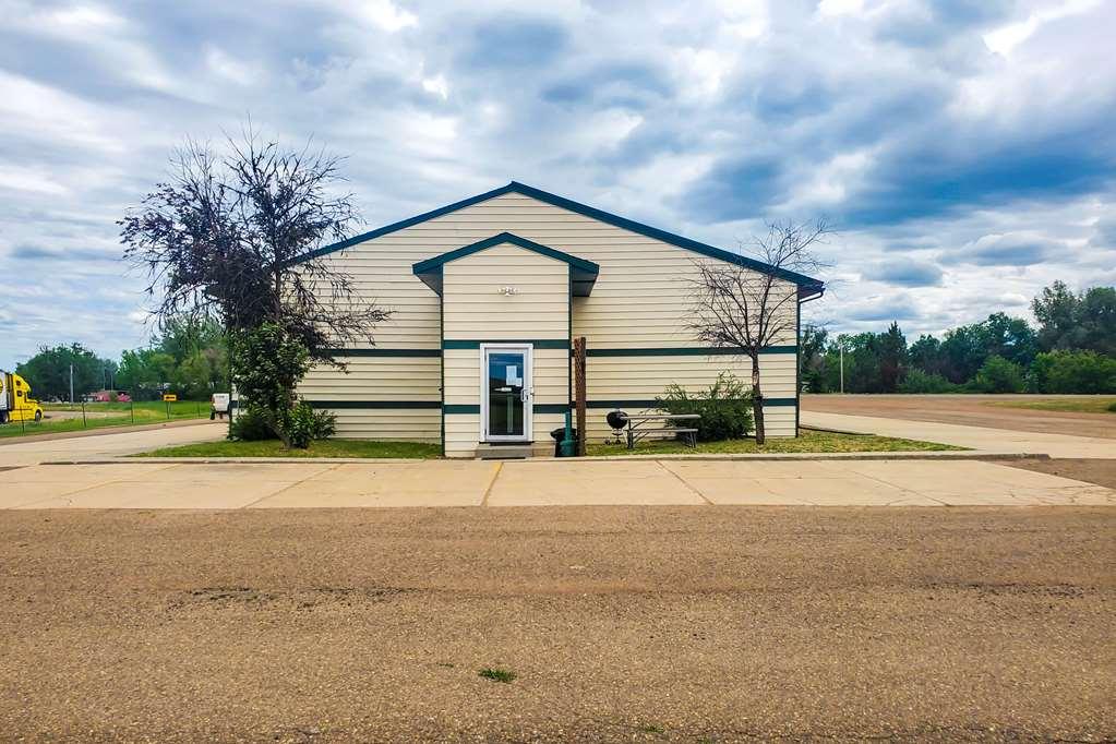 Rodeway Inn Gateway To Medora T-Roosevelt & Makoshika State Park Wibaux Ngoại thất bức ảnh