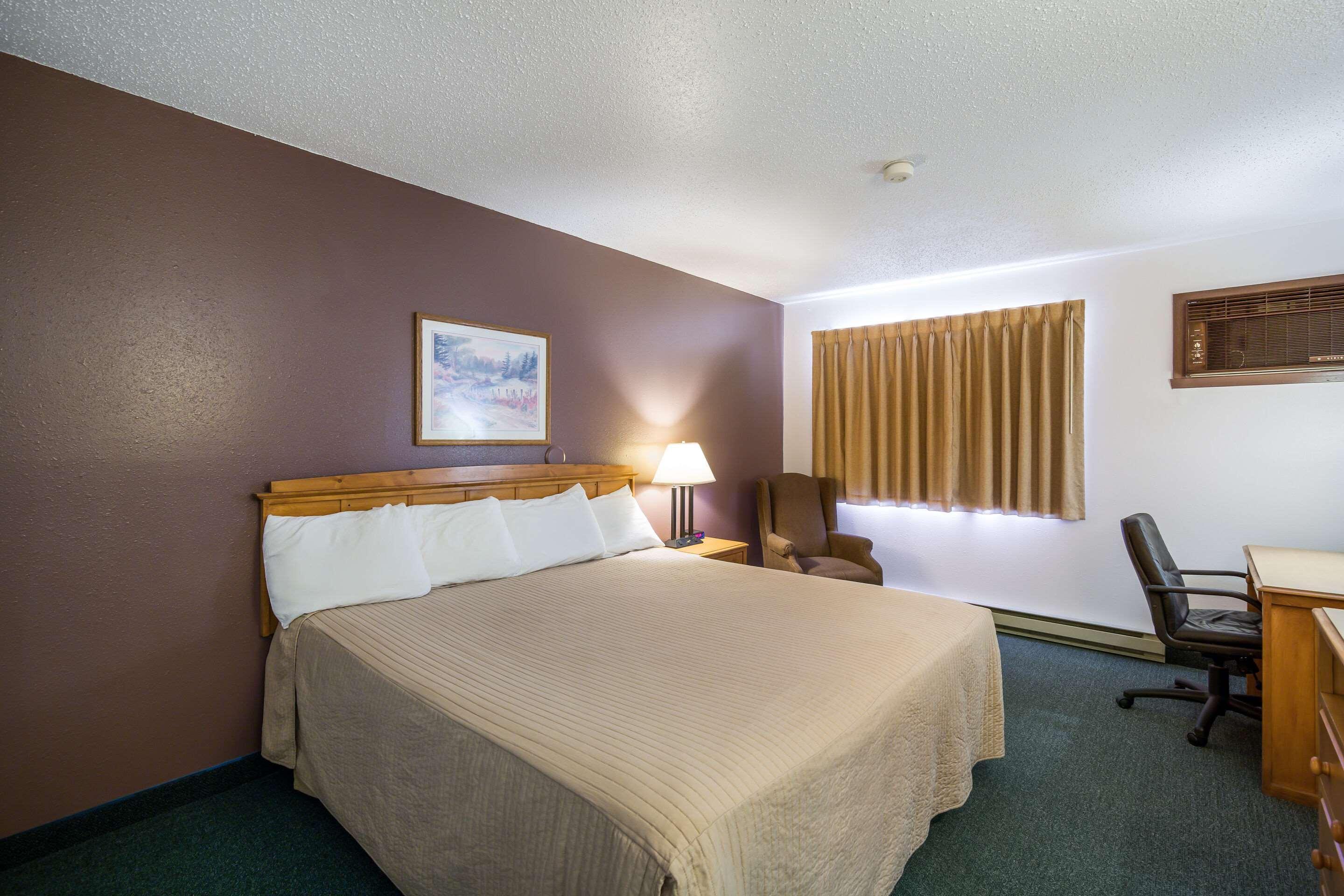 Rodeway Inn Gateway To Medora T-Roosevelt & Makoshika State Park Wibaux Ngoại thất bức ảnh