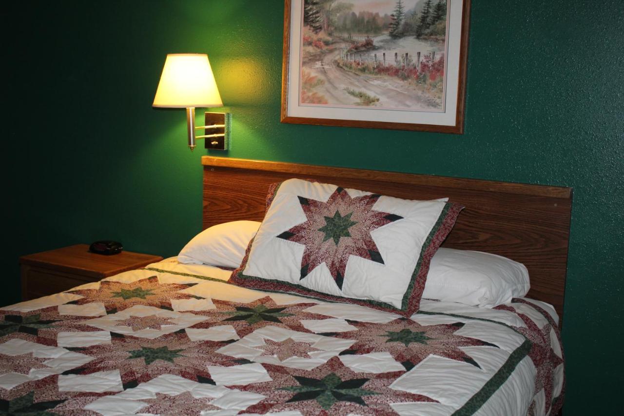 Rodeway Inn Gateway To Medora T-Roosevelt & Makoshika State Park Wibaux Ngoại thất bức ảnh