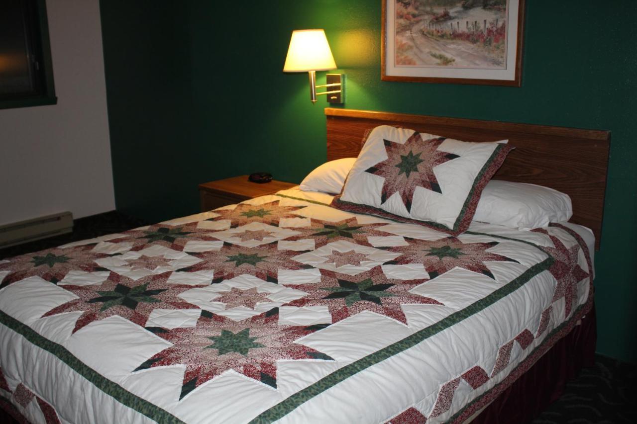 Rodeway Inn Gateway To Medora T-Roosevelt & Makoshika State Park Wibaux Ngoại thất bức ảnh